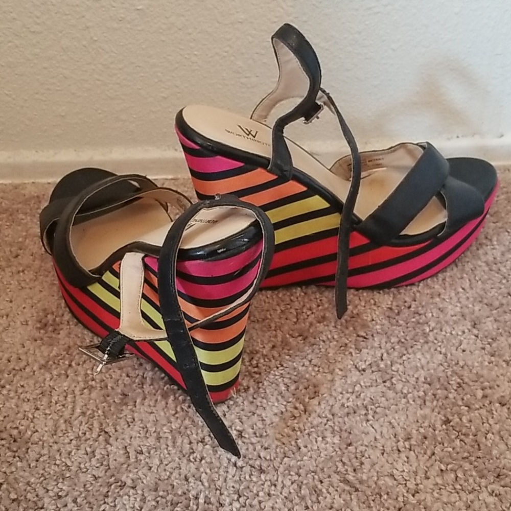 Worthington Striped Wedges